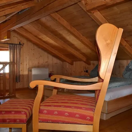 Ferienhaus Urgemütliche Lennkhütte *